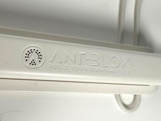 Station Ant Dock (Ant-Blox series)